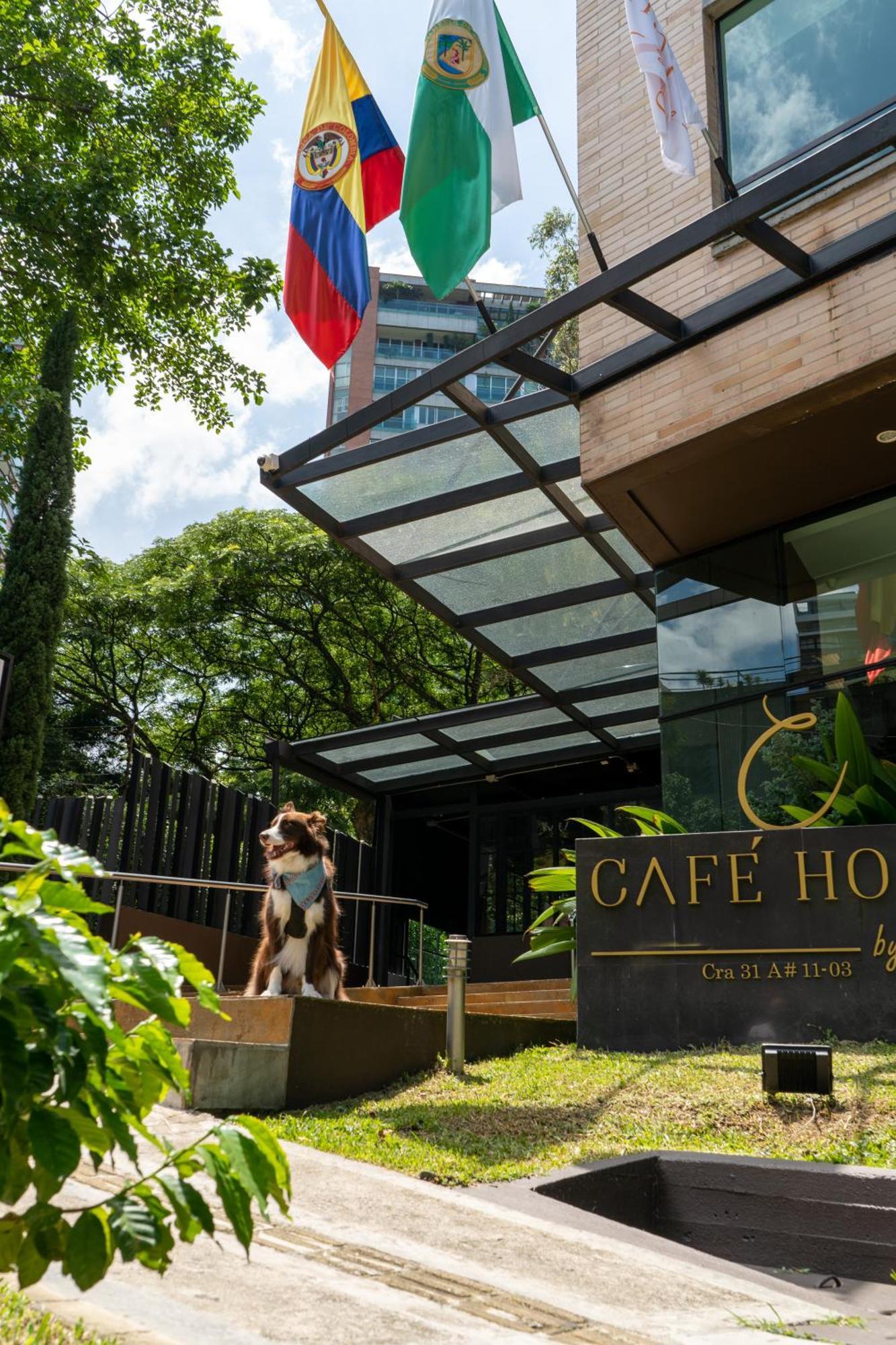 Cafe Hotel เมเดยิน ภายนอก รูปภาพ